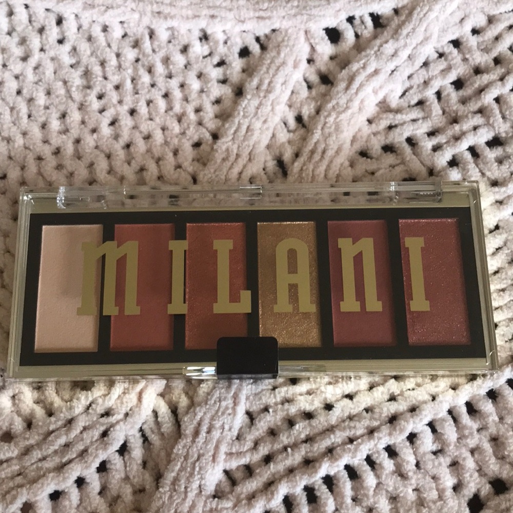 Eyeshadow palette